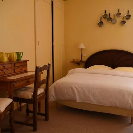 La Maison En Aveyron Frühstückspension *