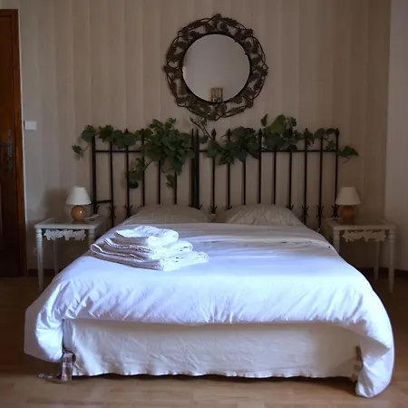 ベッド・アンド・ブレックファスト La Maison En Aveyron Colombiès